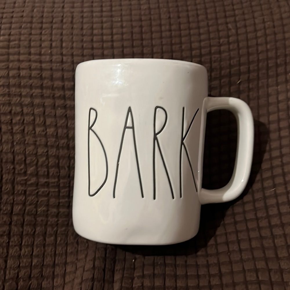 Rae Dunn bark mug